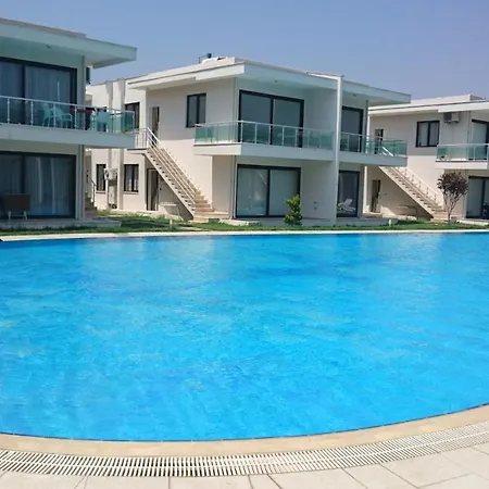 Dream Apart Kundu Holiday home *